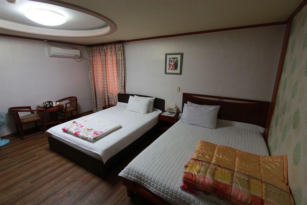 Business Hotel Busan Station Kültér fotó