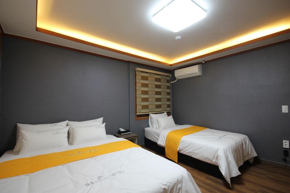 Business Hotel Busan Station Kültér fotó