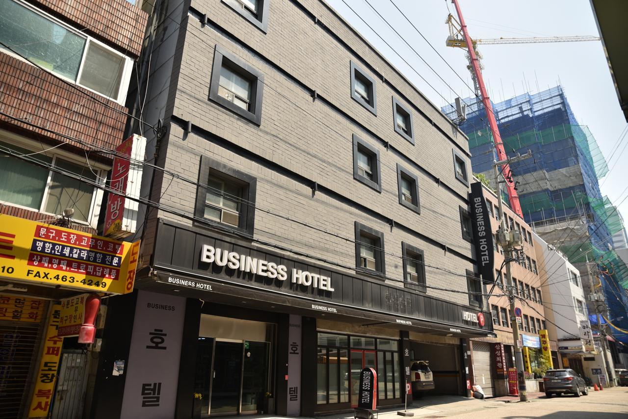 Business Hotel Busan Station Kültér fotó