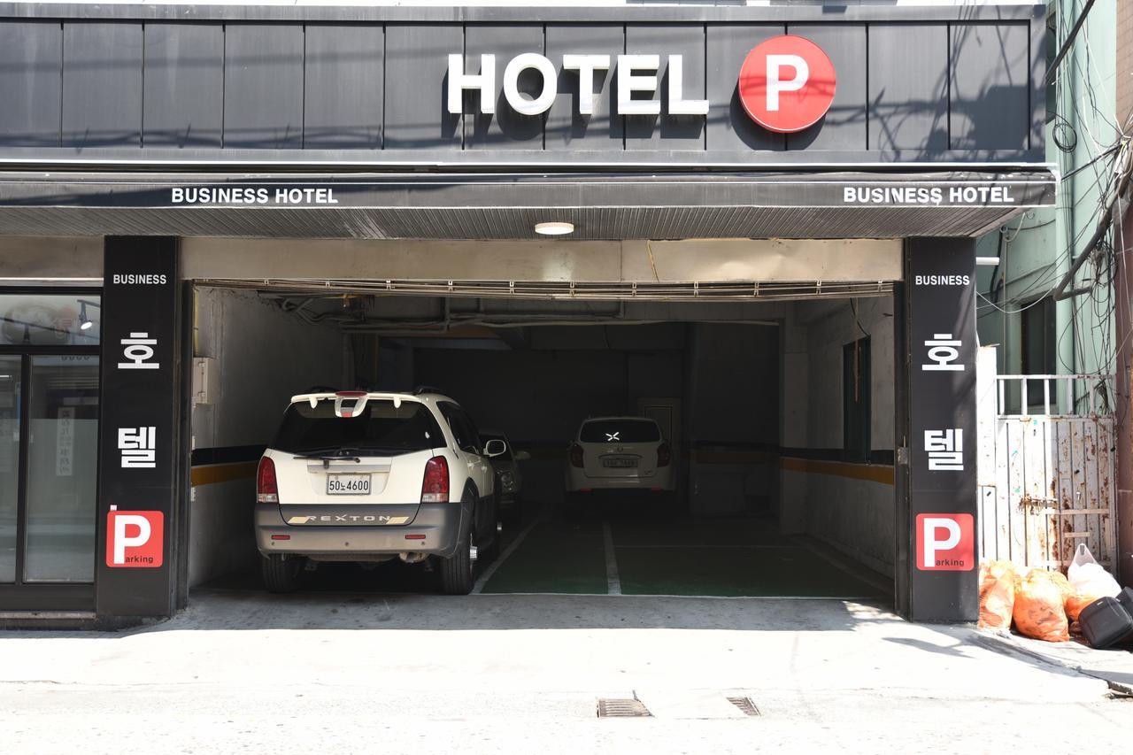 Business Hotel Busan Station Kültér fotó